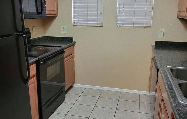 1 bed, 1 bath, $1,175, Unit # 121