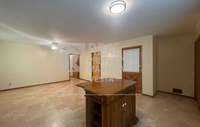 2562 BEDFORD PL