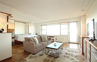 1 bed, 1 bath, 605 sqft, $3,300, Unit 25K
