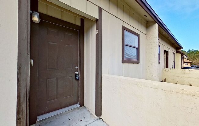 Renovated 2Bed/2Bath Patio Home - Jefferson Square in Orange Park