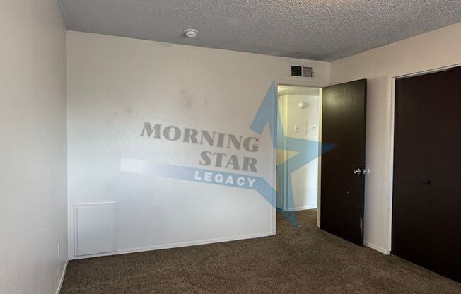 2 beds, 1 bath, 500 sqft, $800, Unit E09