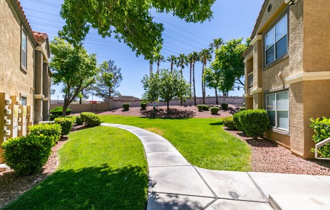 Beautiful 2Bed/2Bath First Floor Condo located in Silverado Ranch- MOVE IN SPECIAL $500 OFF