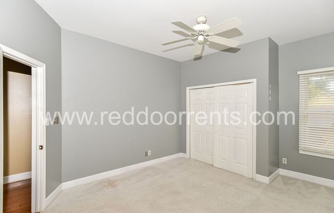 2 beds, 1.5 baths, 1,167 sqft, $1,695, Unit 1332A N College Ave