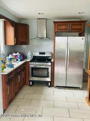 2 beds, 1 bath, 2,400 sqft, $2,400, Unit 2