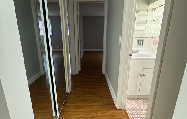 2 beds, 1 bath, $1,400, Unit 104