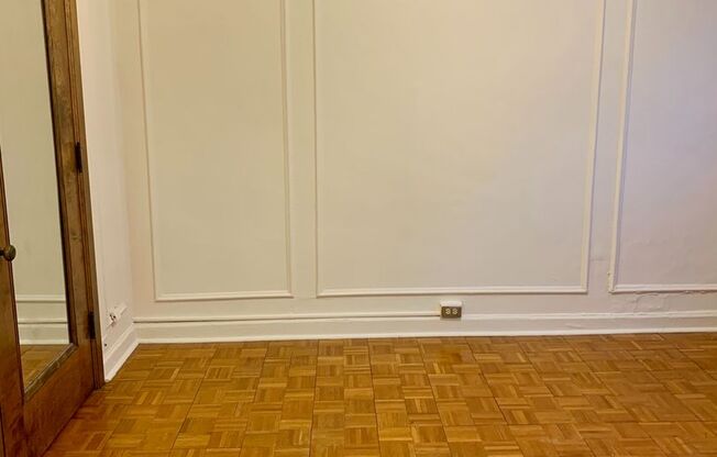 Studio, 1 bath, 300 sqft, $1,335, Unit 530-214