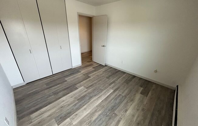 2 beds, 1 bath, $1,395, Unit 203