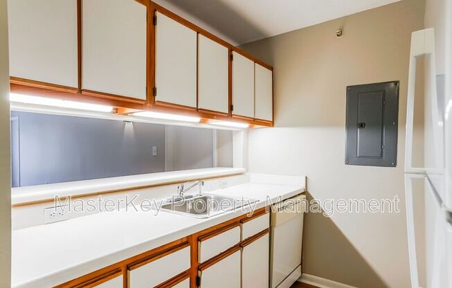 1351 301 CRAB ORCH DR