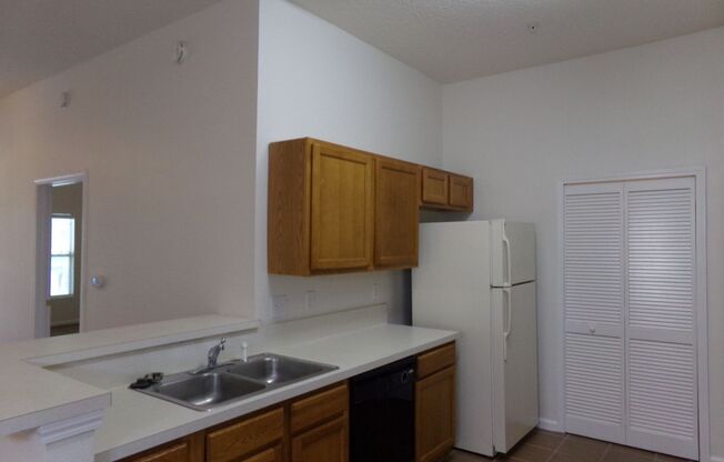 2 beds, 2 baths, $1,350