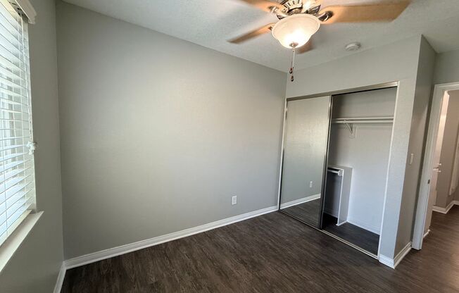 3 beds, 1.5 baths, 1,060 sqft, $3,300, Unit D07