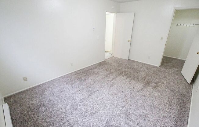 2 beds, 1 bath, 1,000 sqft, $1,295, Unit #3