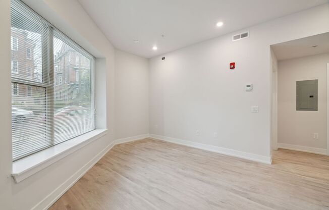 1 bed, 1 bath, 620 sqft, $1,745, Unit A101