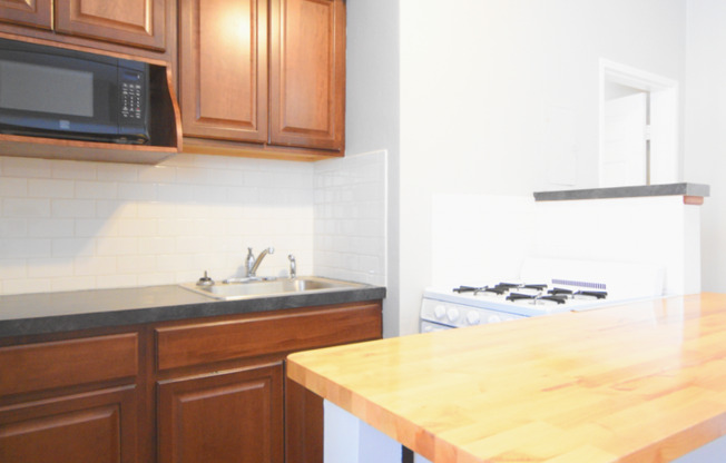 1 bed, 1 bath, 550 sqft, $965, Unit 1917-07