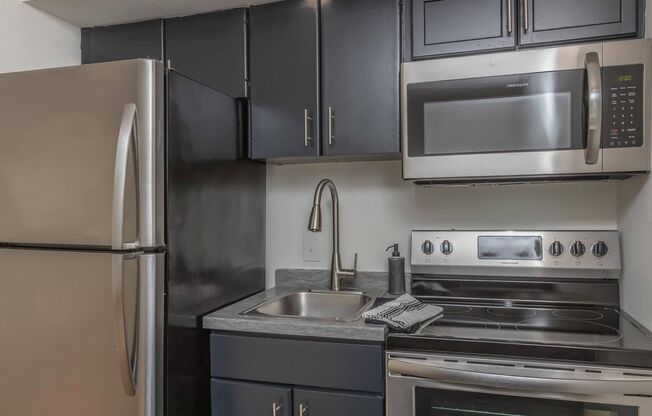 River Hills Flats -Studio, 1-Bedroom Flats in Hixson/Chattanooga TN!