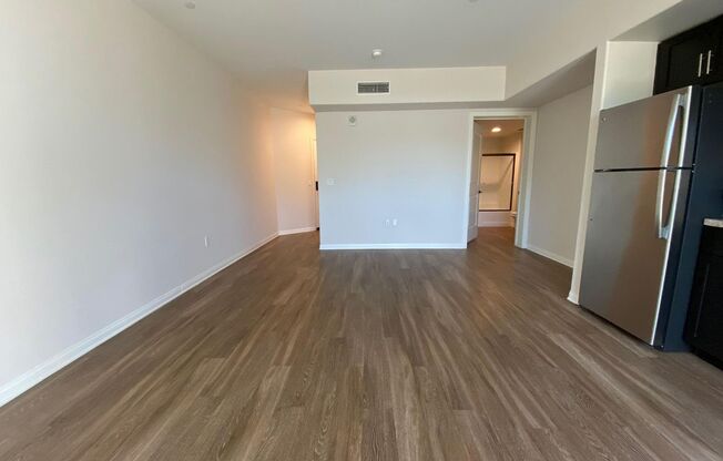 Studio, 1 bath, 601 sqft, $1,955, Unit 108