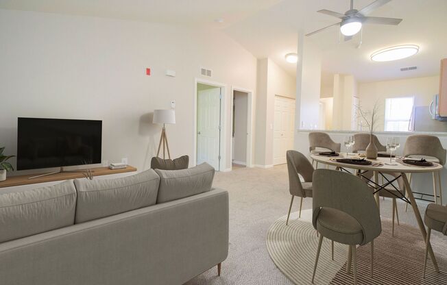 2 beds, 2 baths, 1,100 sqft, $1,829, Unit 05-40498