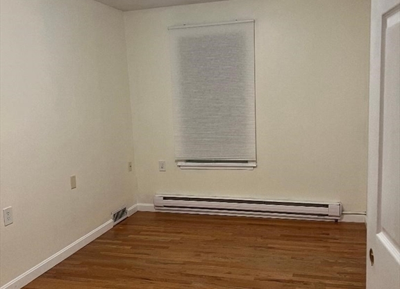 152 QUINCY SHR DR
