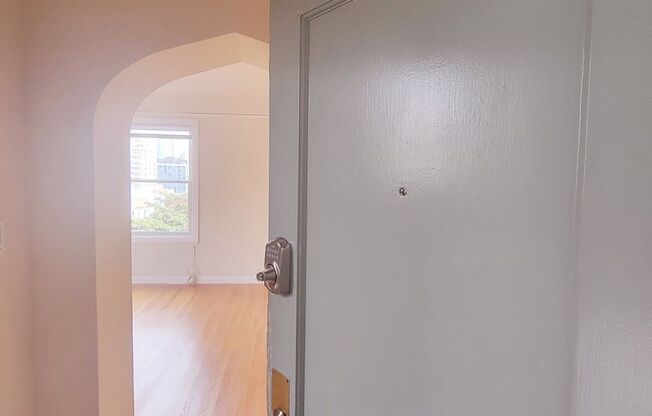 Studio, 1 bath, 500 sqft, $2,250, Unit 306