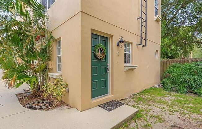 Private Townhouse in Heart of South Tampa