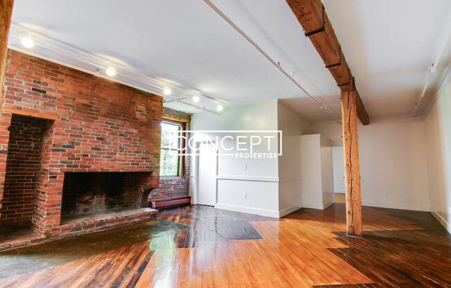 168 CAMDEN ST