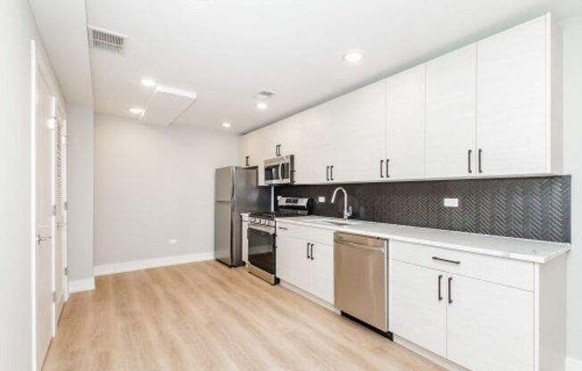 AFFORDABLE, Newly Renovated, 1-Bed/1-Bath, Parking Available MUST MAKE LESS THAN $43,000/YEAR INCOME TO APPLY