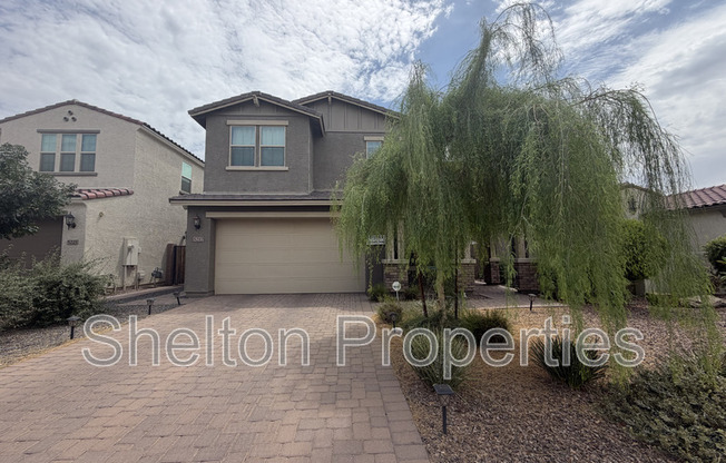5217 N 79 DR