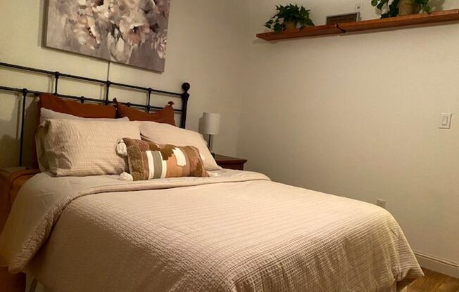 2 beds, 2 baths, $1,850, Unit # 1025