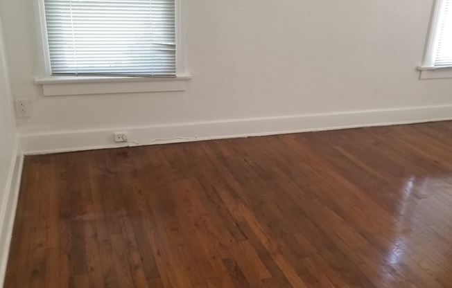 1 bed, 1 bath, $1,895, Unit 4