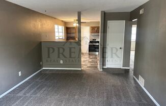 2 beds, 1 bath, $790, Unit 300-3