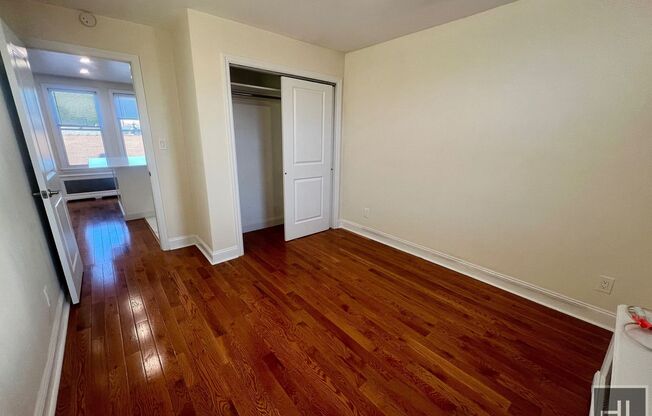 2 beds, 1 bath, 2,001 sqft, $2,900, Unit 2