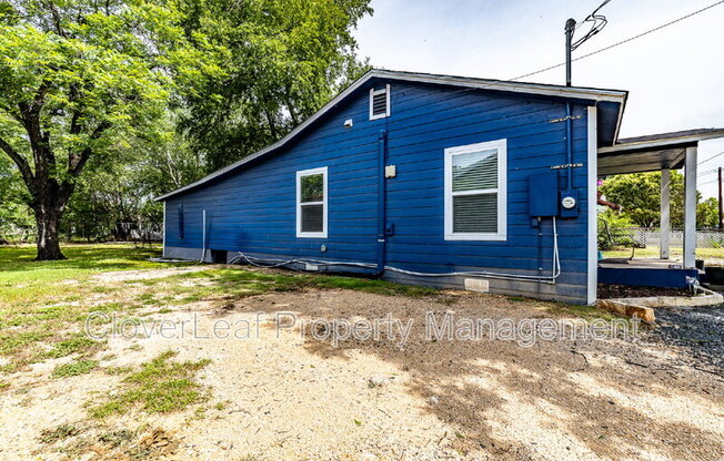 2735 PECAN VLY DR