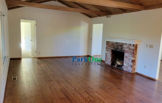 Charming Single Family Home in Orinda!