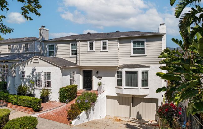Stunning, remodeled rental in Historic Franklin Hills