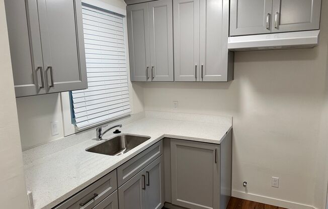 1 bed, 1 bath, 700 sqft, $2,100, Unit Apt. #C