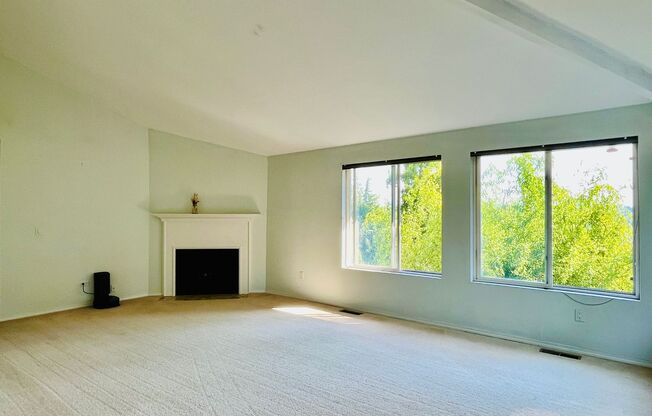 Stunning Home for Rent in Kirkland – Spacious & Modern Living