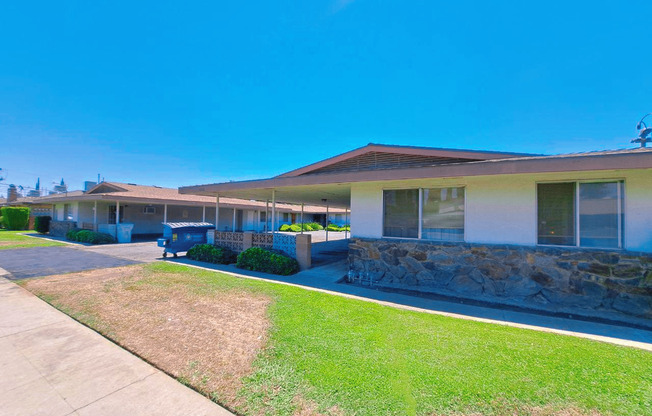 4302 - 4312 E Sierra Madre