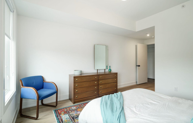 2 beds, 1 bath, 650 sqft, $1,699, Unit Unit 305