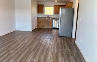 2 beds, 1 bath, 952 sqft, $1,175, Unit 52