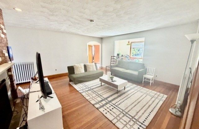 3 beds, 2 baths, $3,000, Unit 1