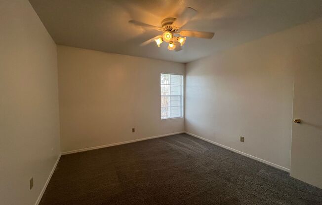 1 bed, 1 bath, 660 sqft, $1,000, Unit 206