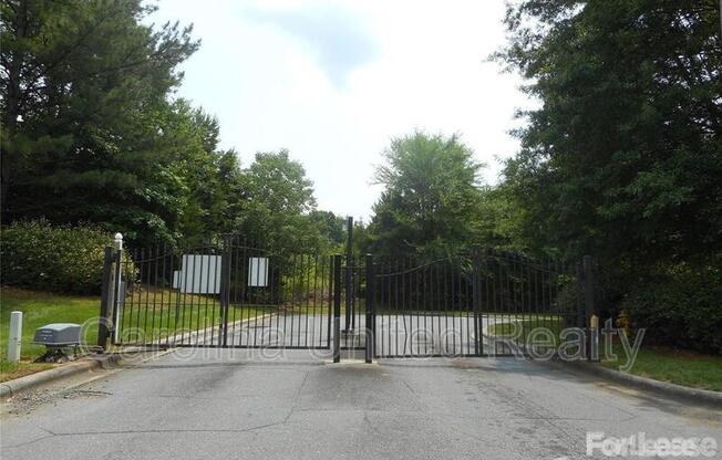 2472 RYERSON CT