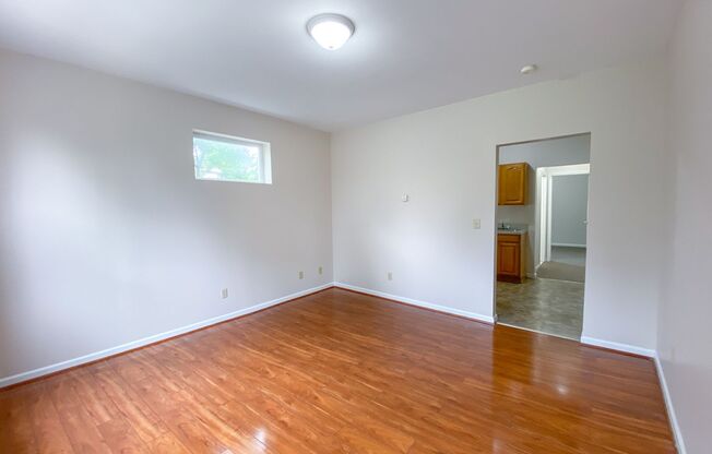 1 bed, 1 bath, $1,250, Unit 201