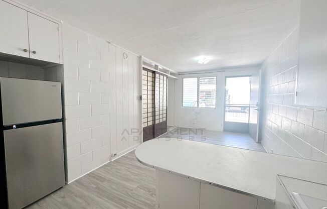 1 bed, 1 bath, $1,270, Unit Apt B