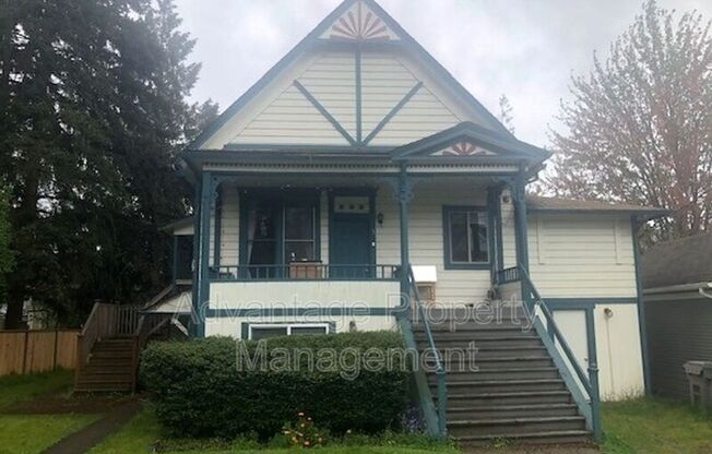 522 CALAPOOIA ST