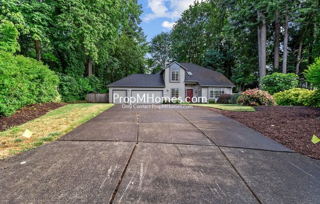Spacious Four Bedroom Retreat in Lake Grove!