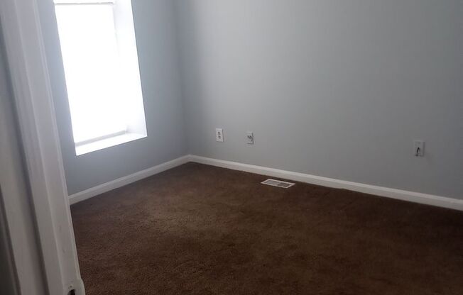 C3 - 2412 W. Muhammad Ali