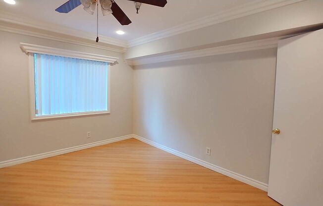 2 beds, 2 baths, 940 sqft, $2,950, Unit 515