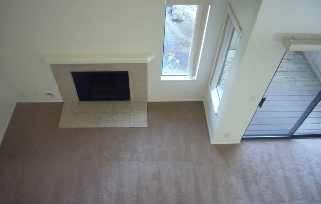 1 bed, 1 bath, 834 sqft, $1,475, Unit 902