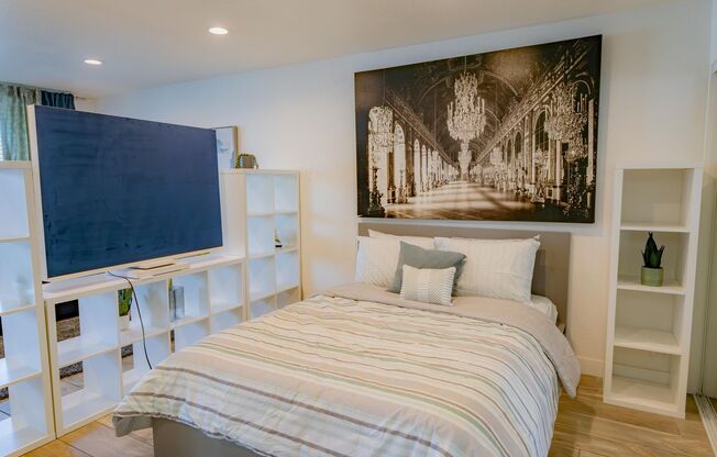 Studio, 1 bath, 400 sqft, $1,195, Unit #18