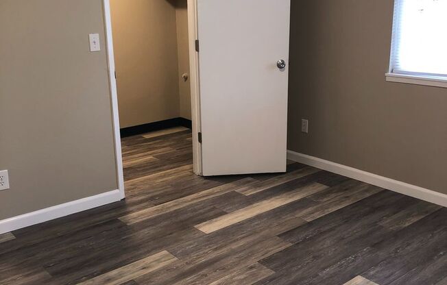 2 beds, 1 bath, 945 sqft, $1,500, Unit 101